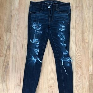 American Eagle jeans Size 6 ripped